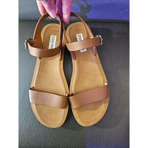 Steve‎ Madden sandals flat strappy ankle strap closure women's size 9.5 brown